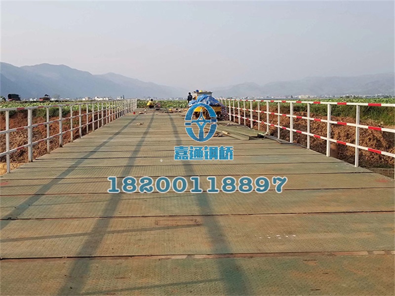 云南紅河州彌蒙鐵路竹園界51米長(zhǎng)、6米寬鋼橋 (3)